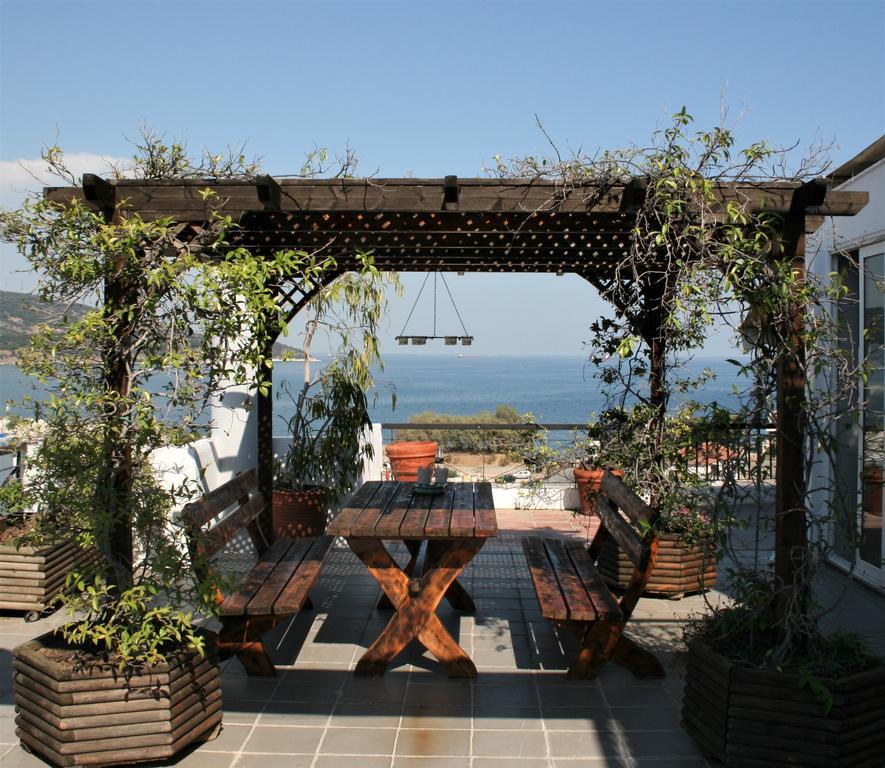 Port View Suites Kavála Luaran gambar