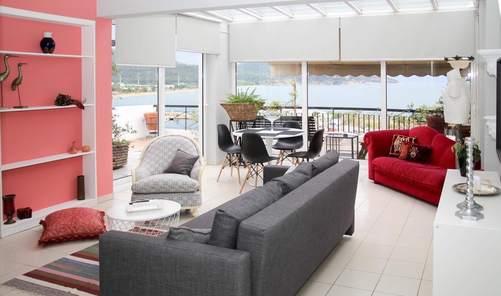 Port View Suites Kavála Luaran gambar
