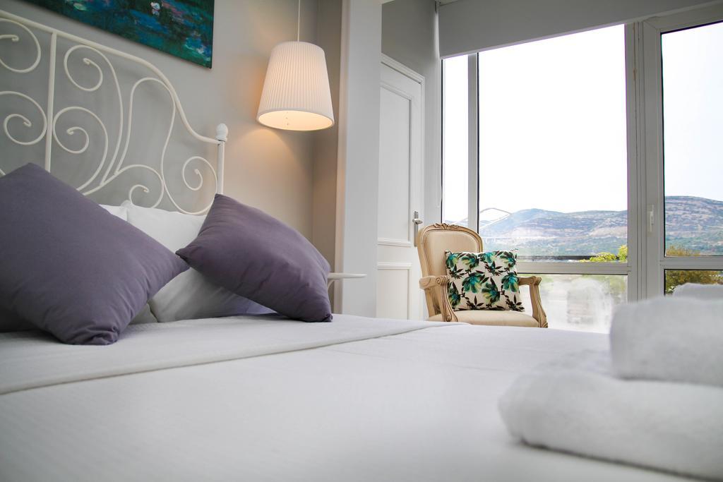 Port View Suites Kavála Luaran gambar